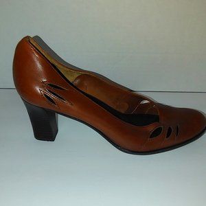 Vintage Etienne Aigner Brown Leather Heel Moccasin
